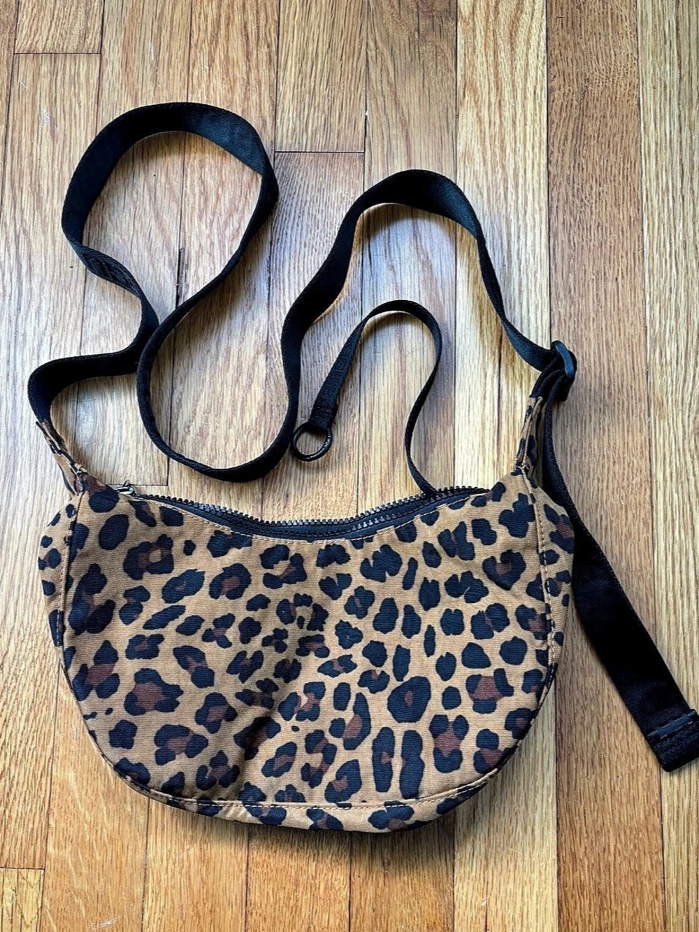 Baggu small Nylon Crescent Bag Leopard Print